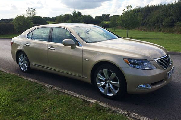 Lexus LS 600 hL